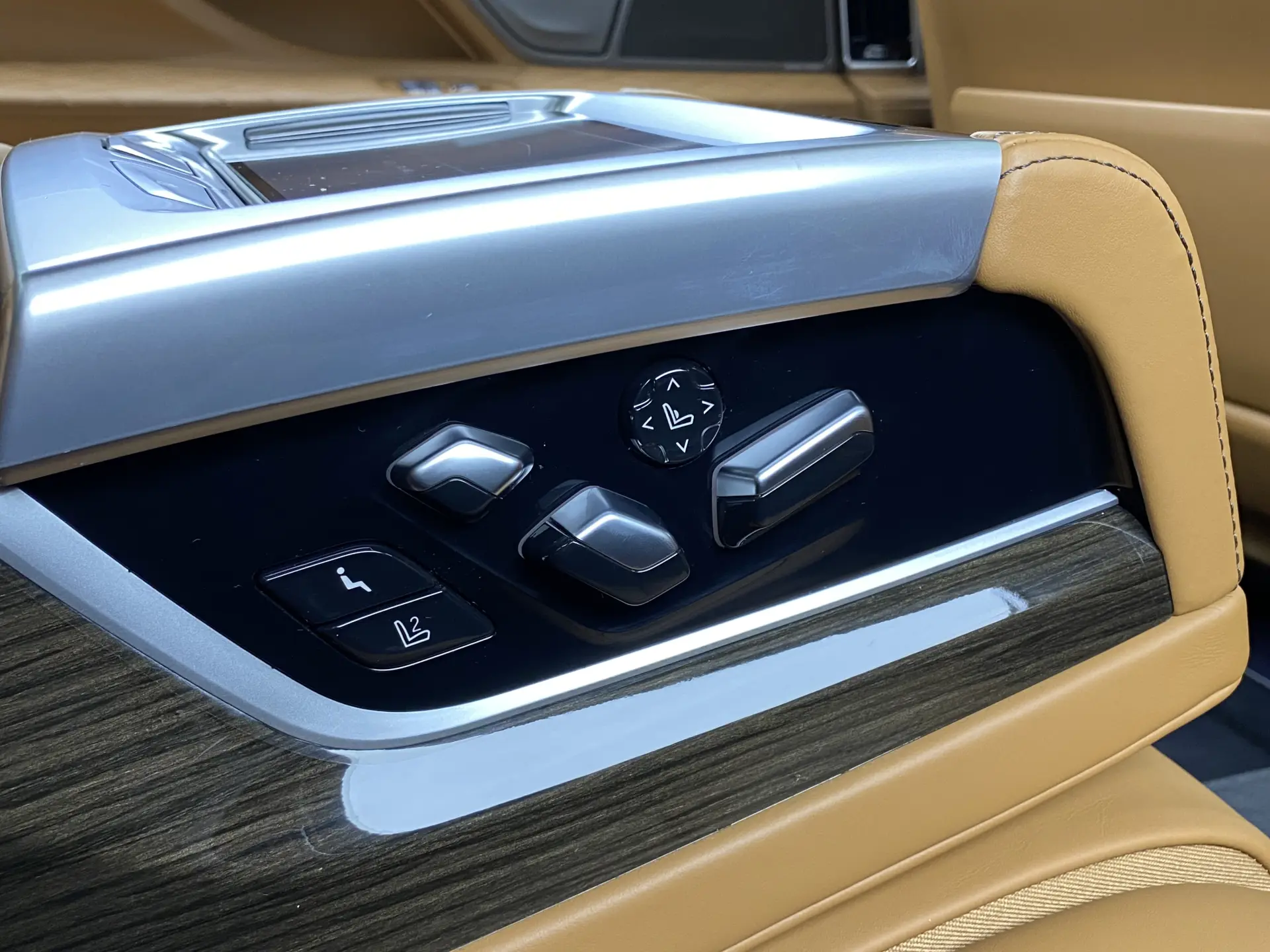 BMW 730Li, 2022 23