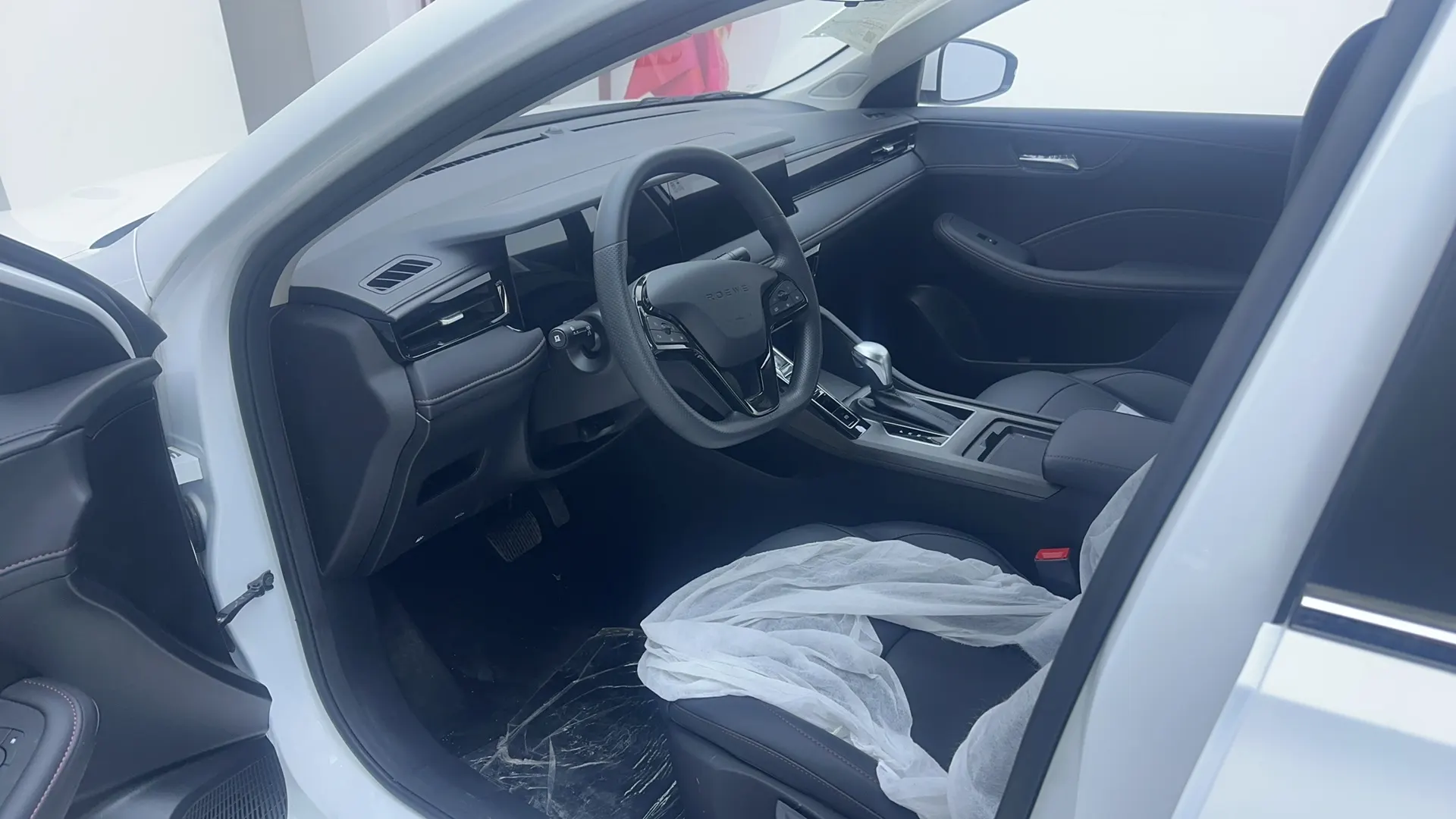 Roewe i5, 2026 10