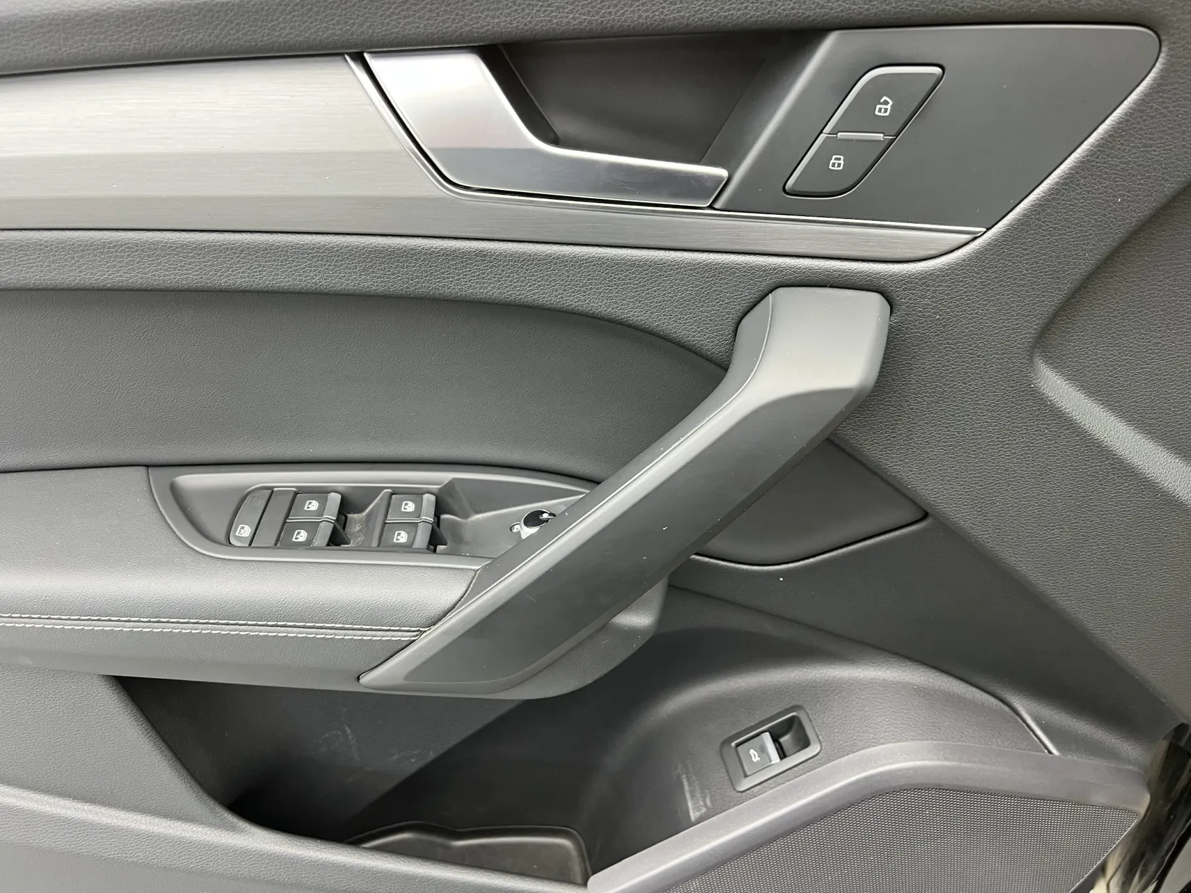 Audi Q5L 40 TFSI, 2021 18