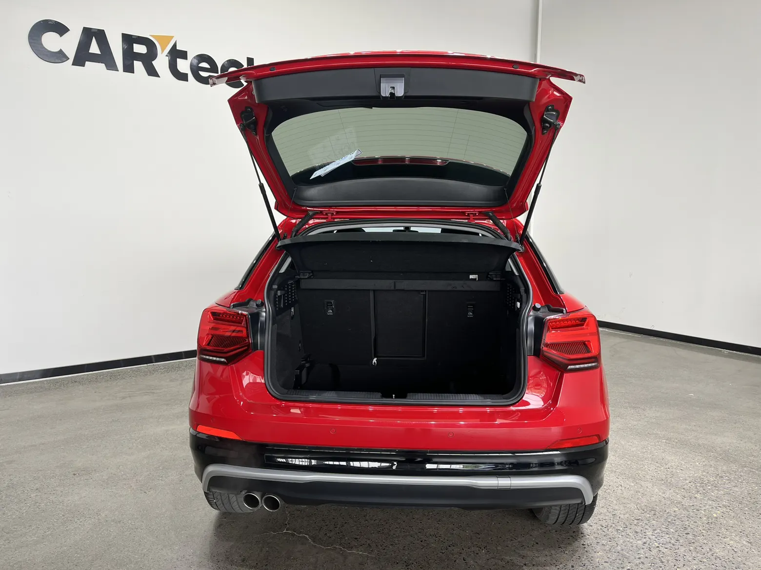 Audi Q2L 35 TFSI, 2020 10