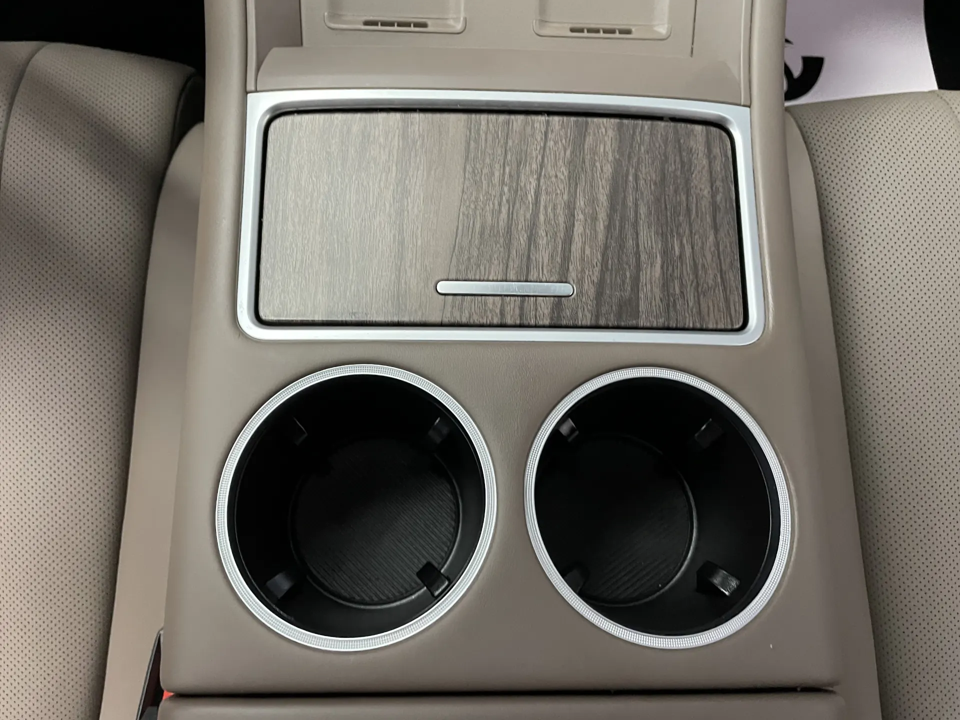 Luxeed R7, 2025 20