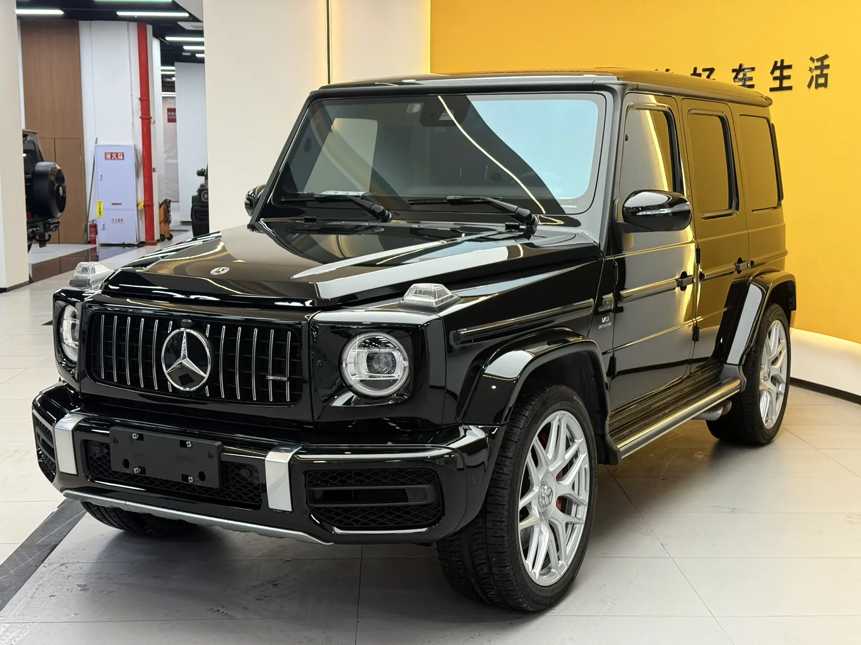 Mercedes-Benz G 63