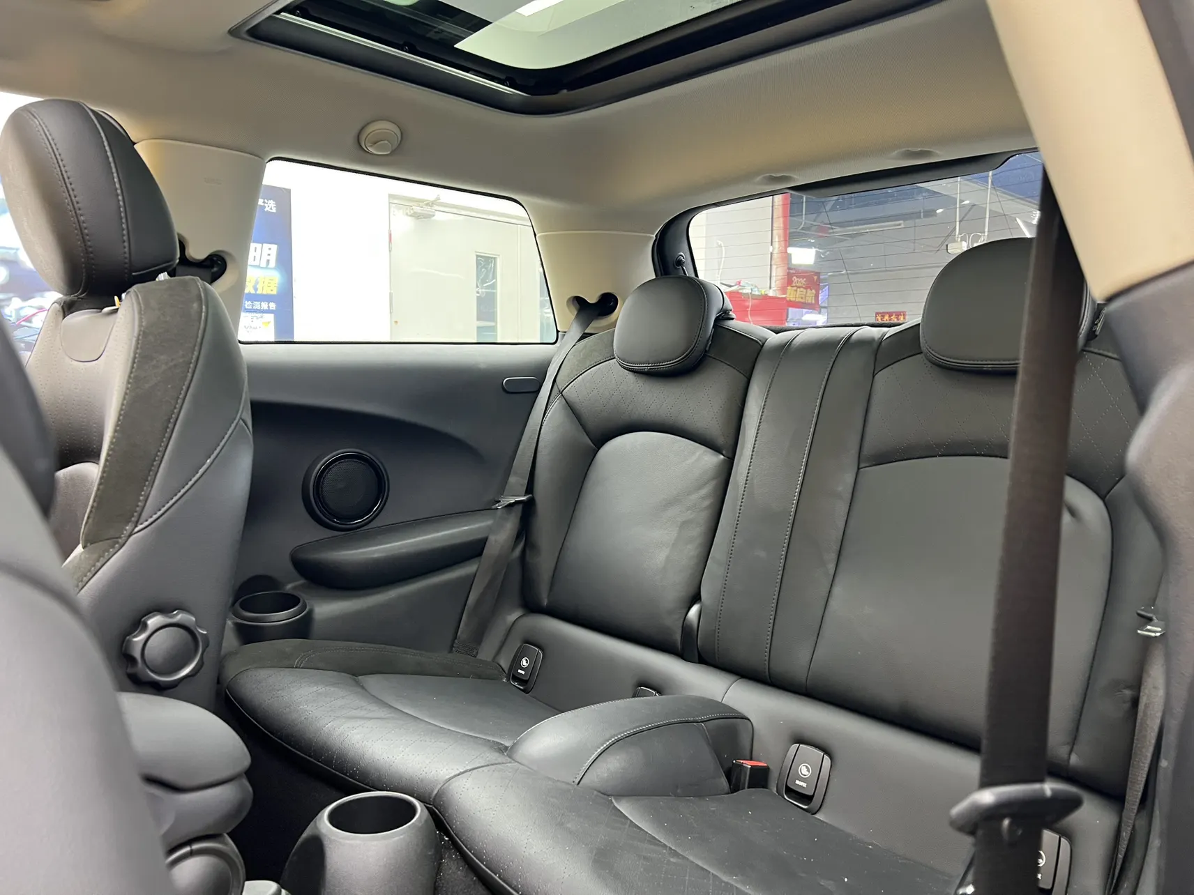 Mini Cooper, 2019 19