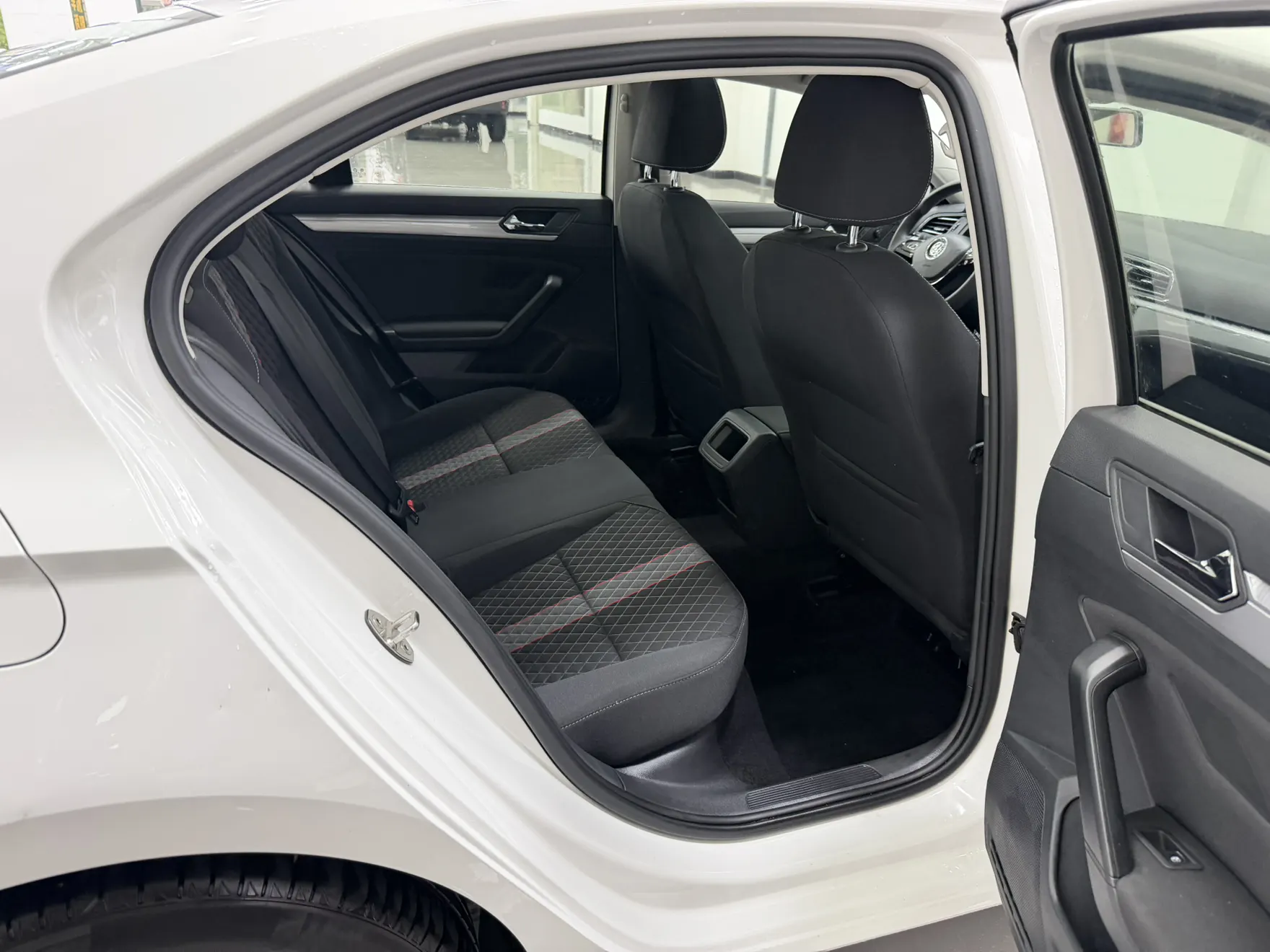 Volkswagen Lamando, 2019 17