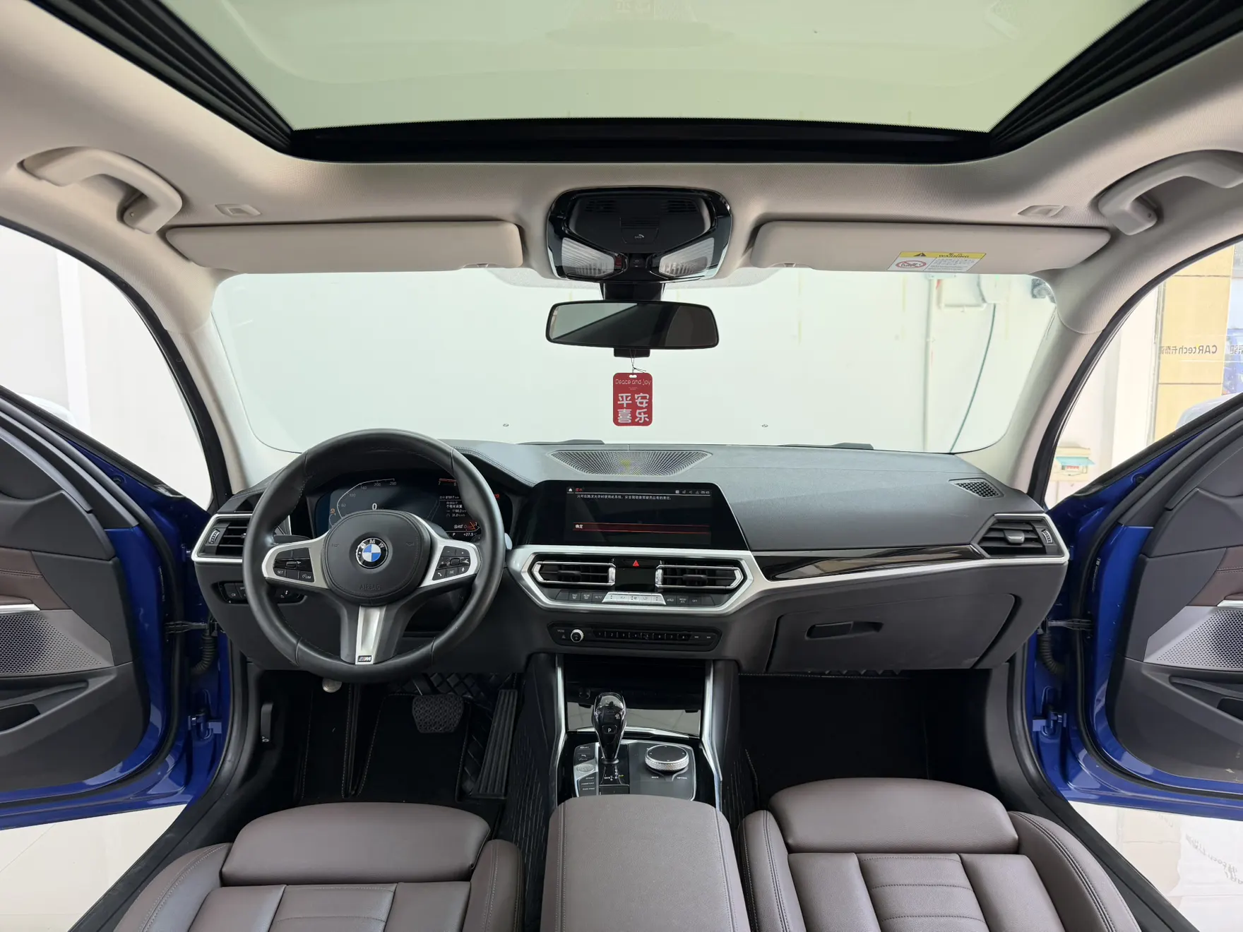 BMW 320Li, 2020 10