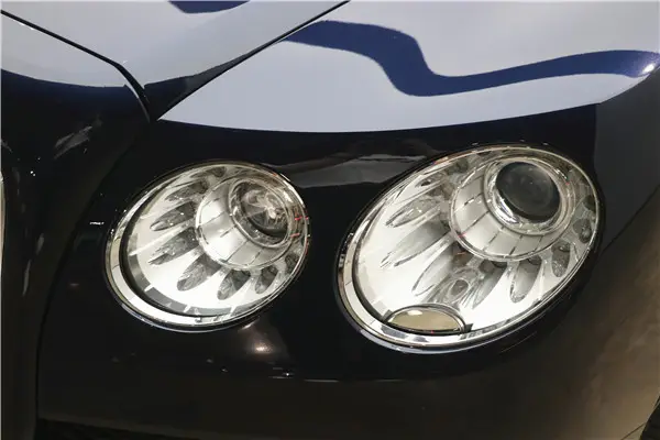 Bentley Flying Spur, 2014 20