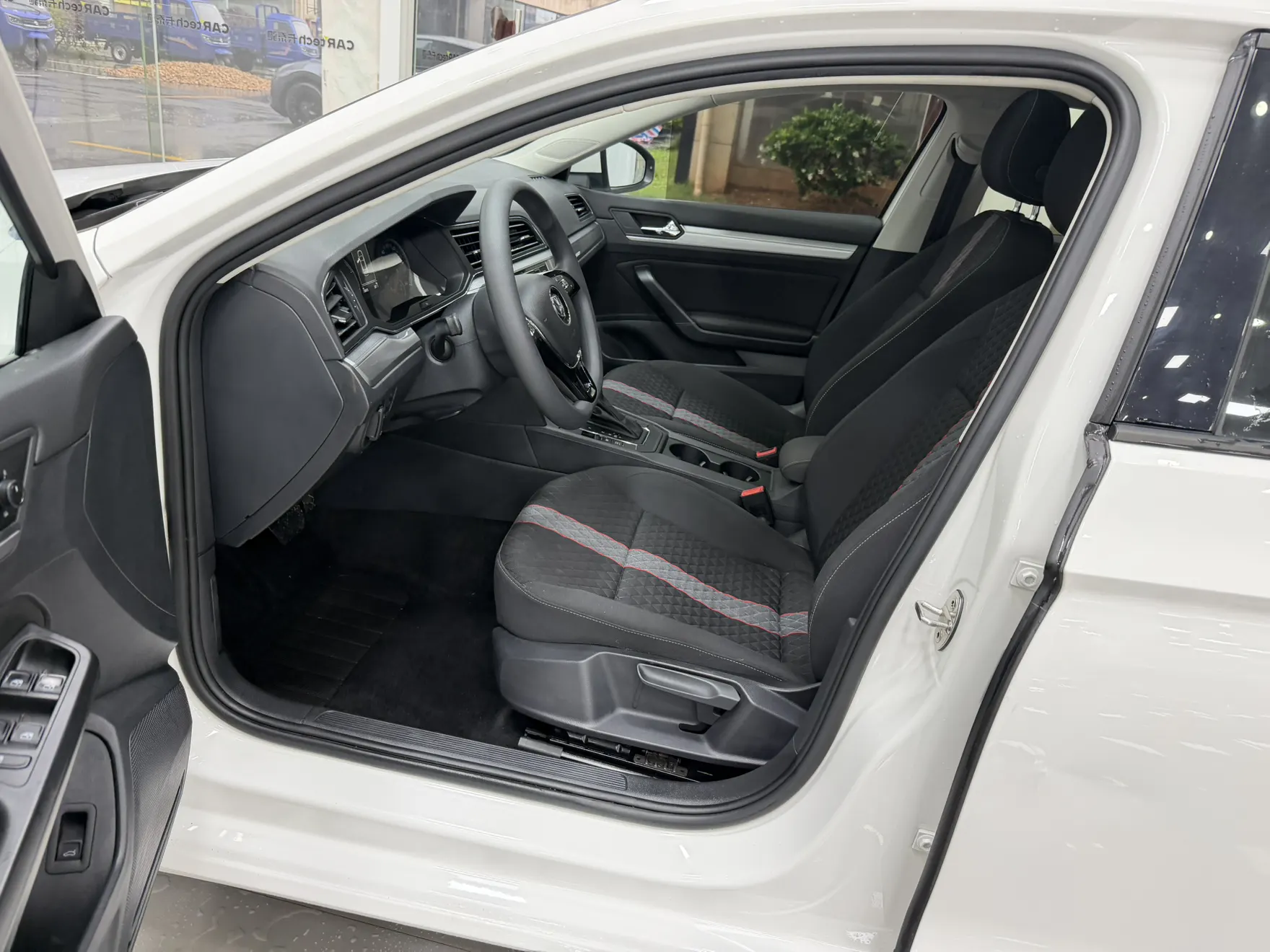 Volkswagen Lamando, 2019 13