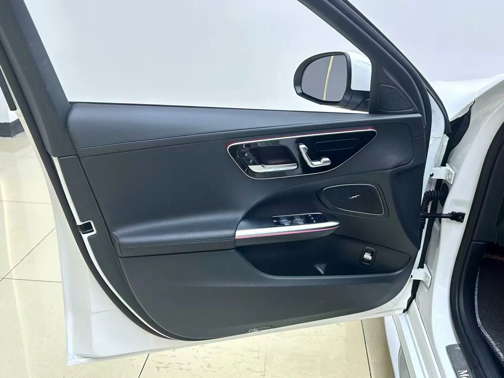 Mercedes-Benz C 260 L, 2022 11