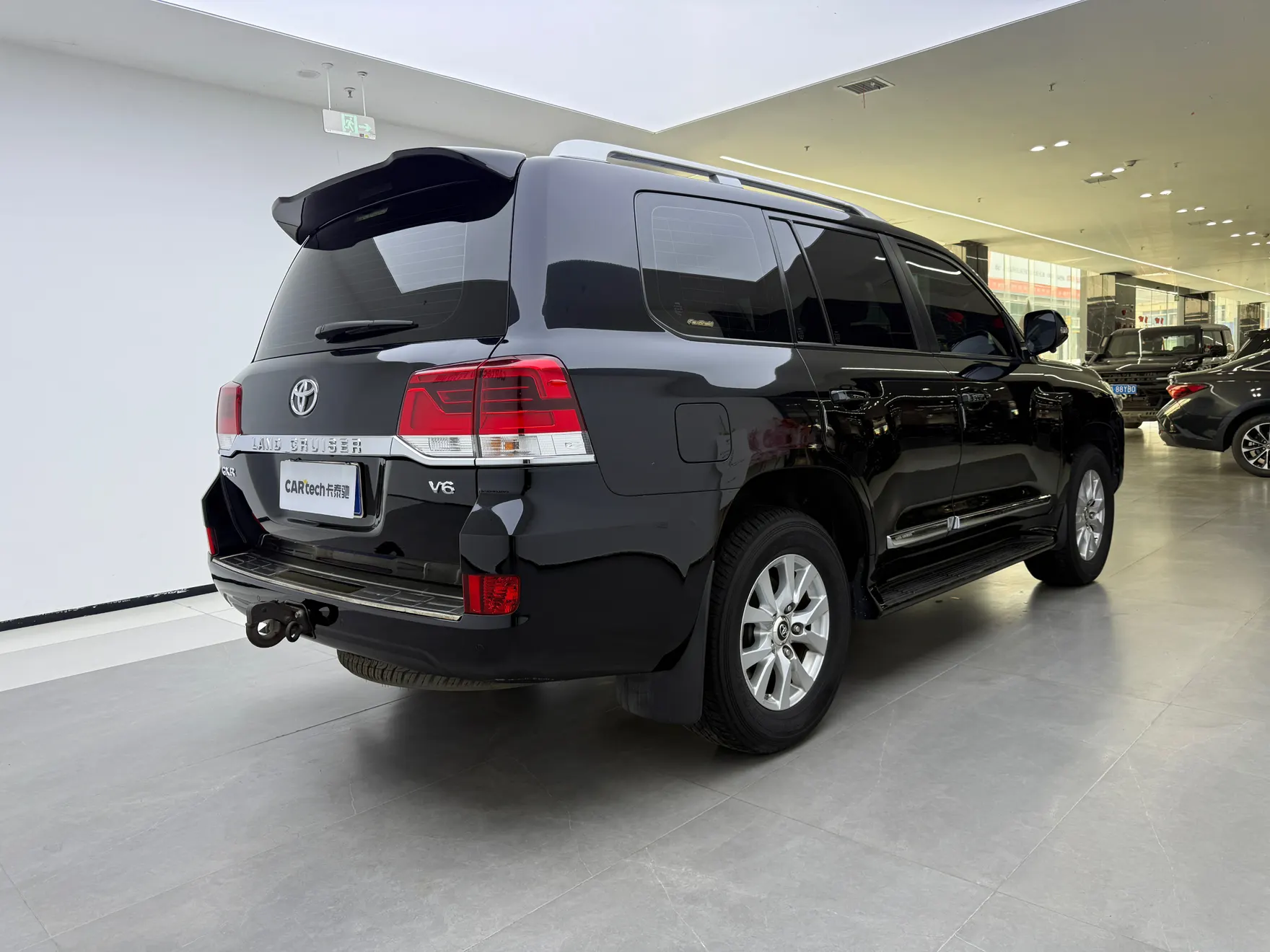 Toyota Land Cruiser, 2019 все фото