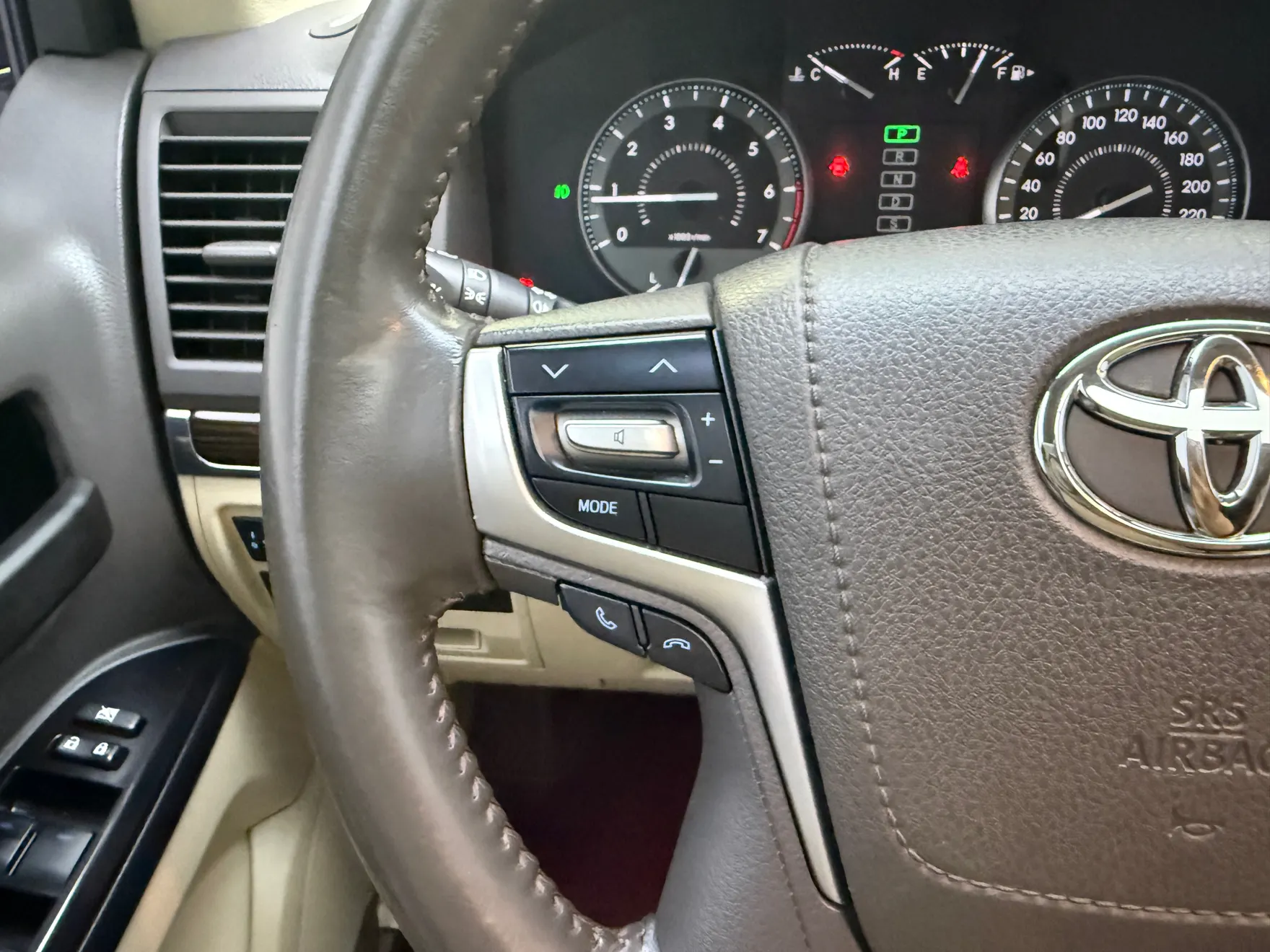 Toyota Land Cruiser, 2019 24