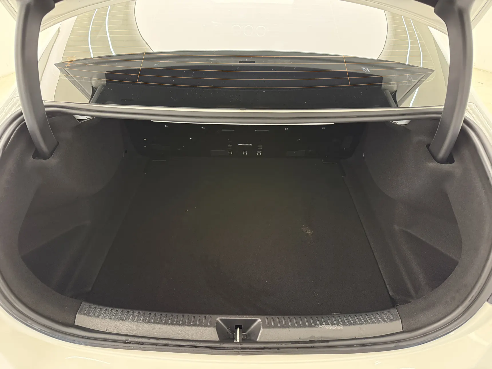 Mercedes-Benz A 200 L, 2022 9