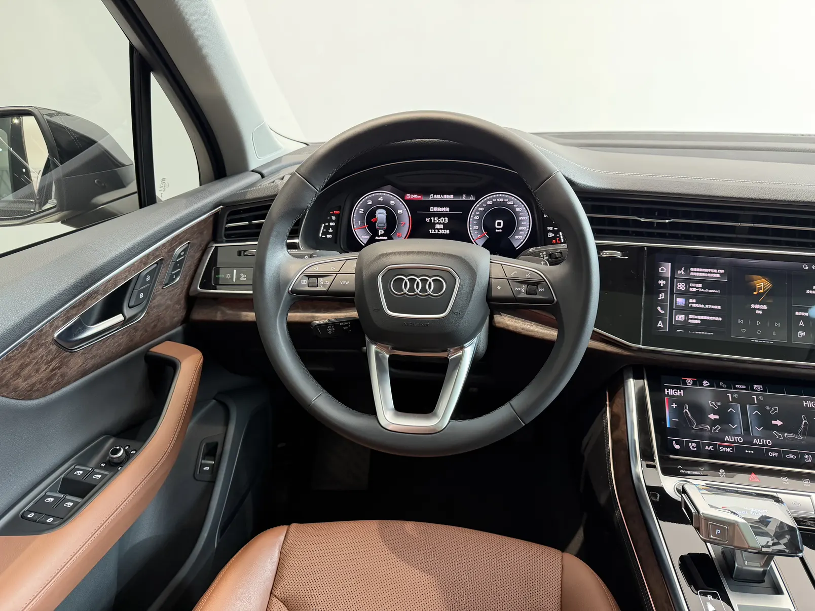 Audi Q7 55 TFSI, 2023 10