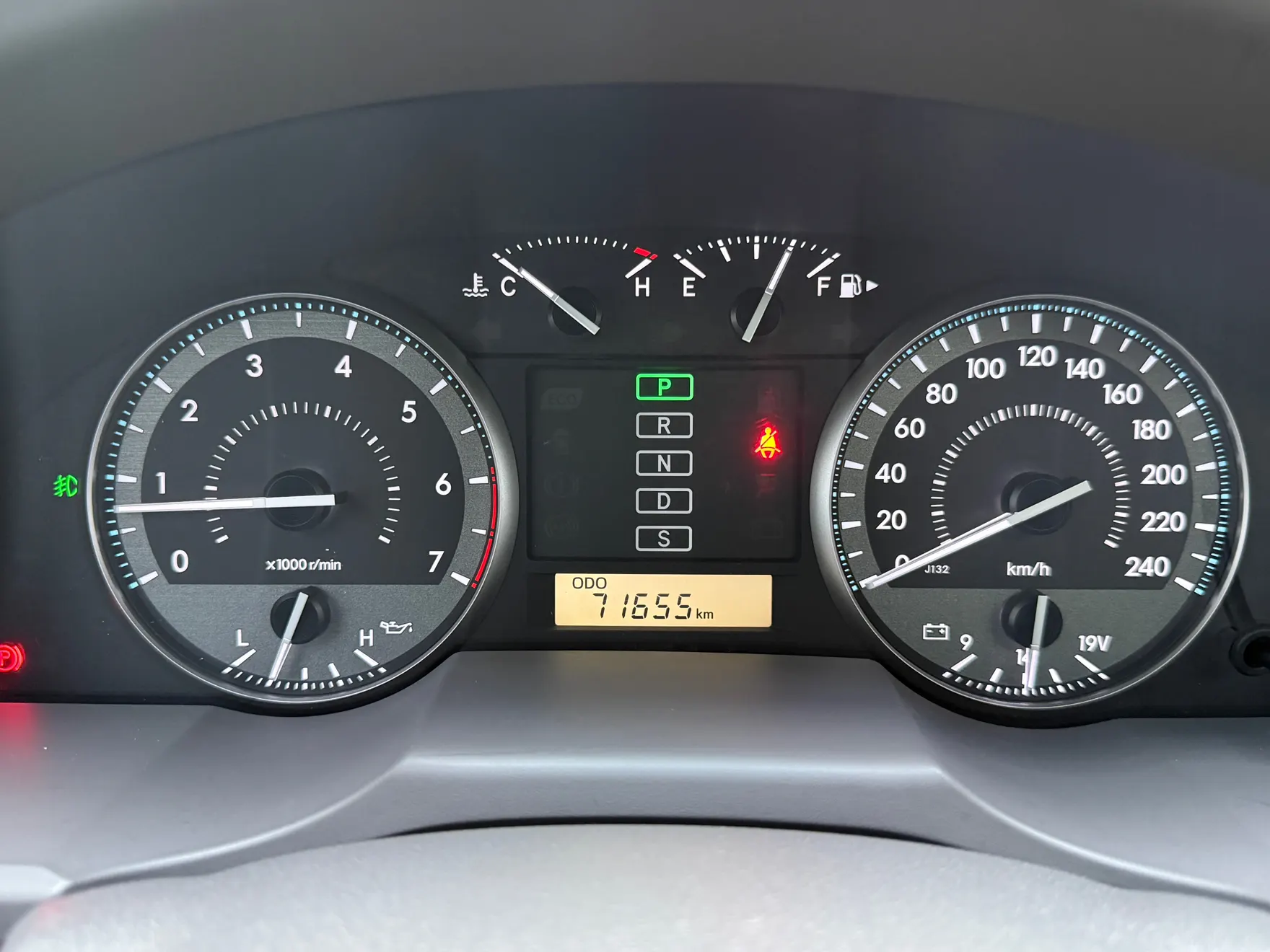 Toyota Land Cruiser, 2019 15