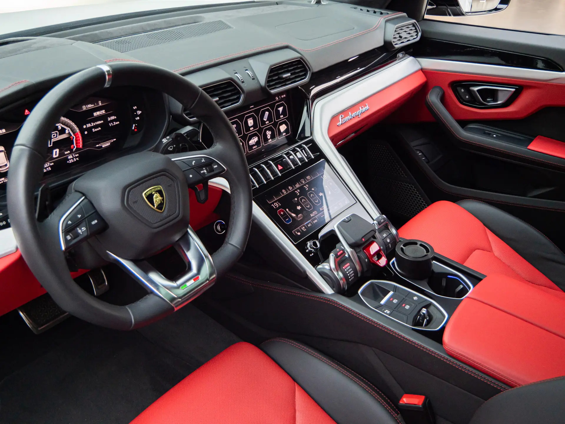 Lamborghini Urus, 2020 30