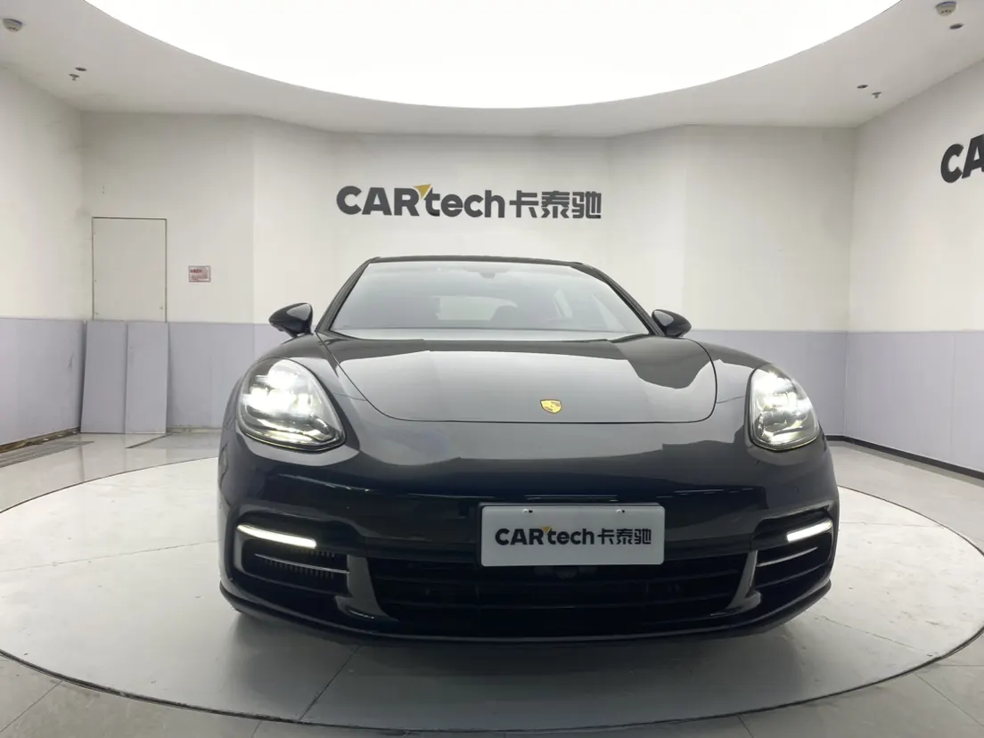 Porsche Panamera, 2021 3