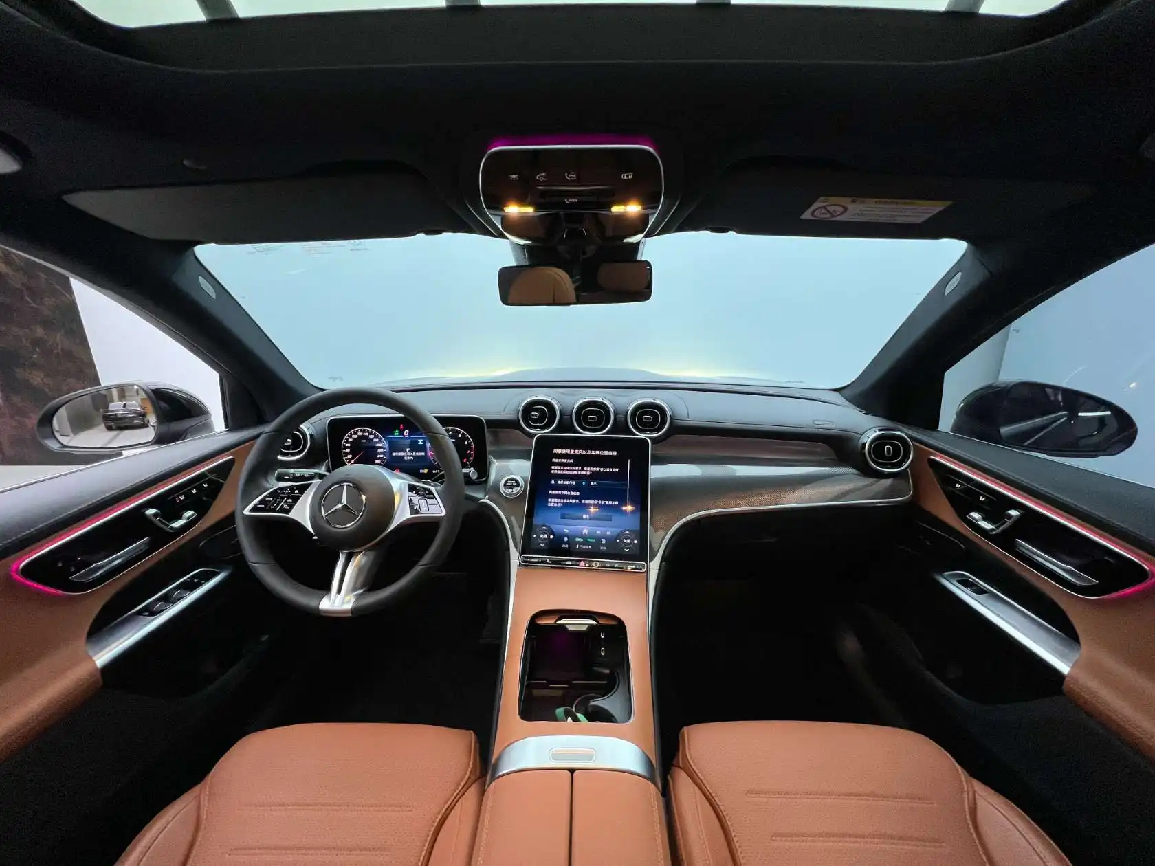Mercedes-Benz GLC 260 L, 2025 22