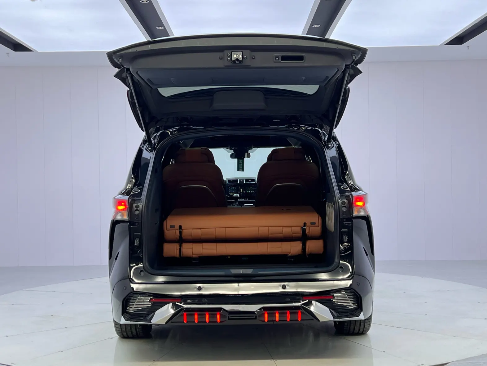 Toyota Granvia, 2025 8