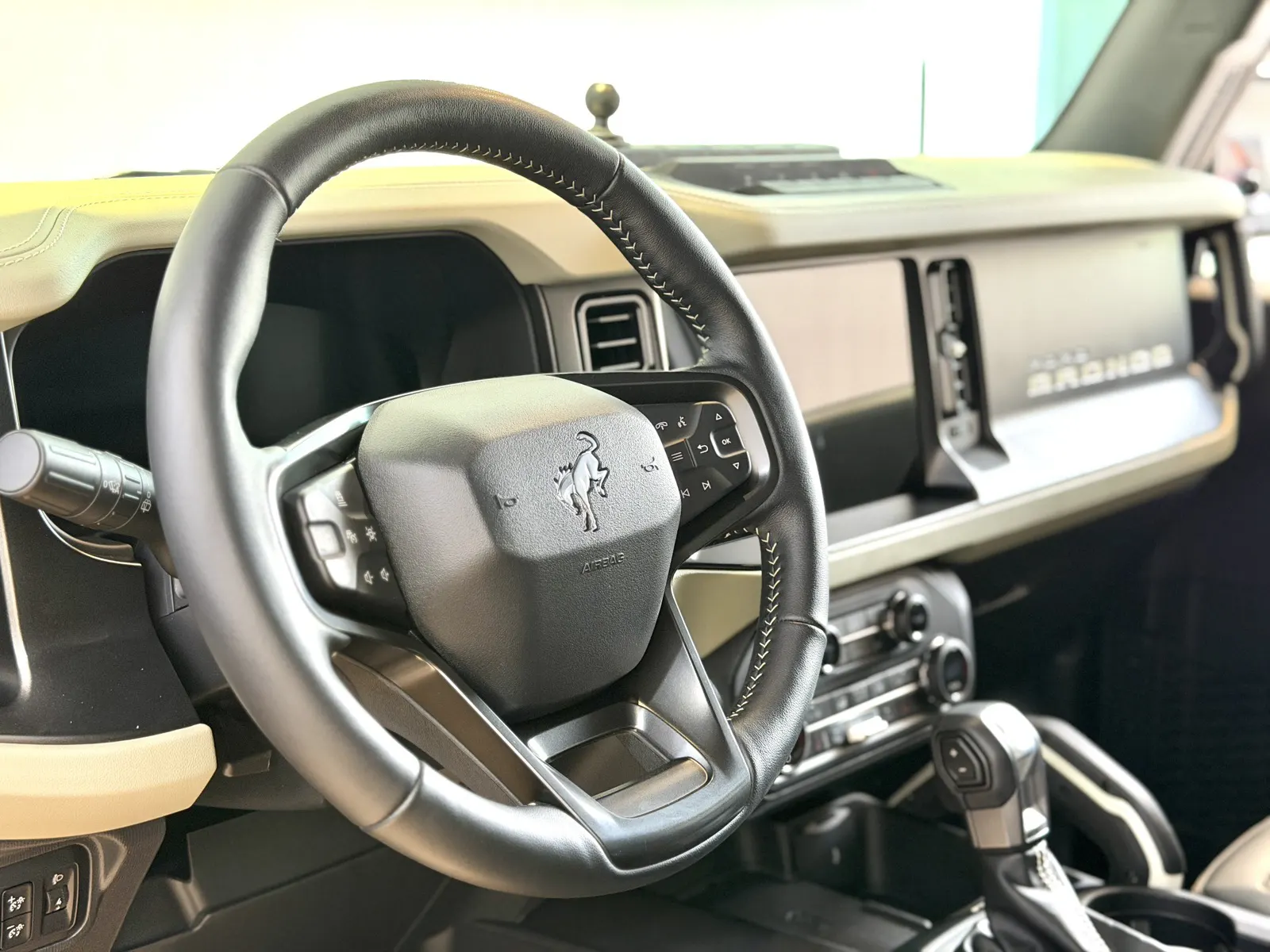 Ford Bronco, 2025 20