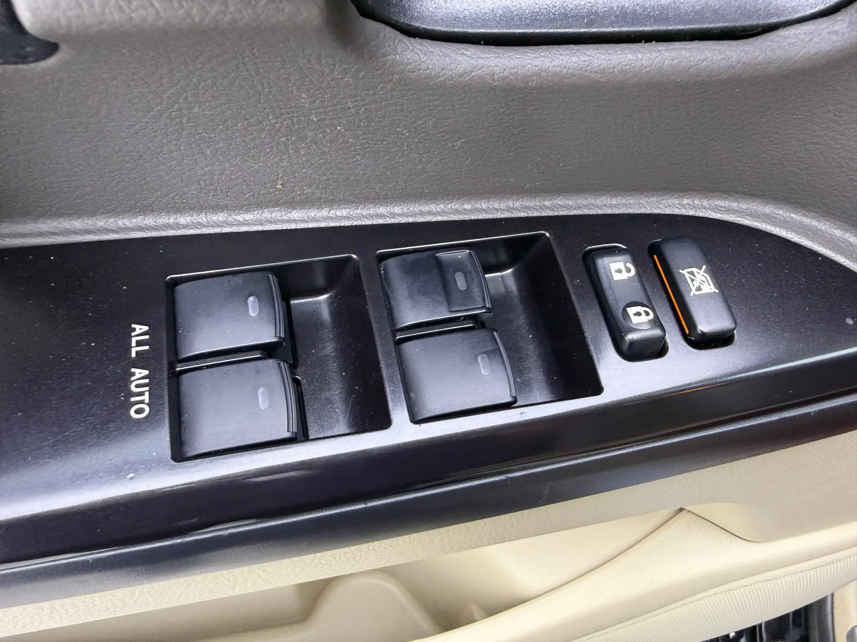 Toyota Land Cruiser, 2019 16
