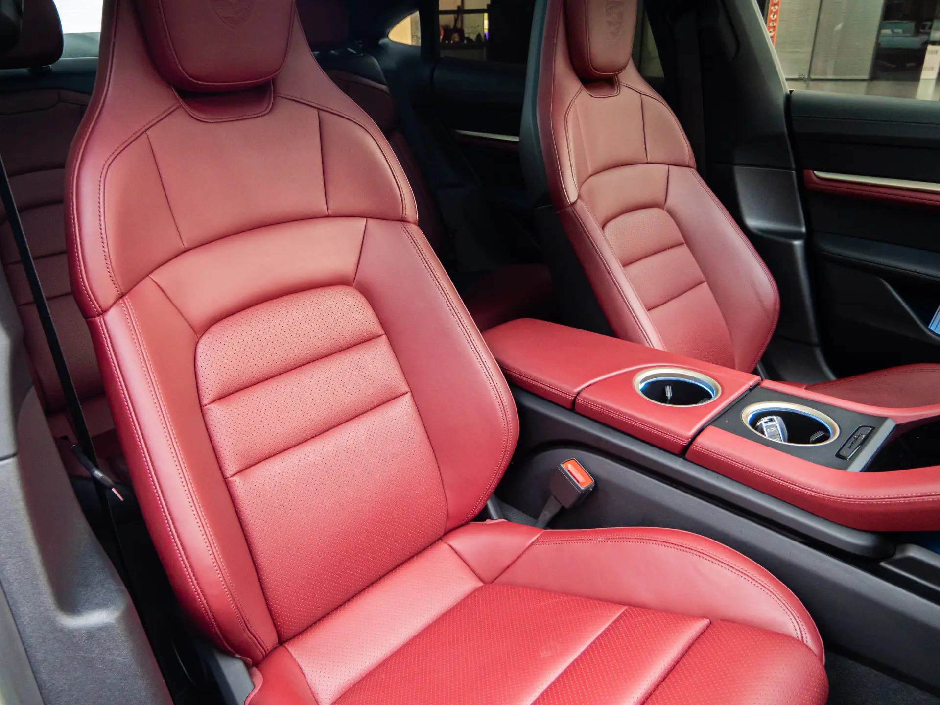 Porsche Taycan, 2024 14
