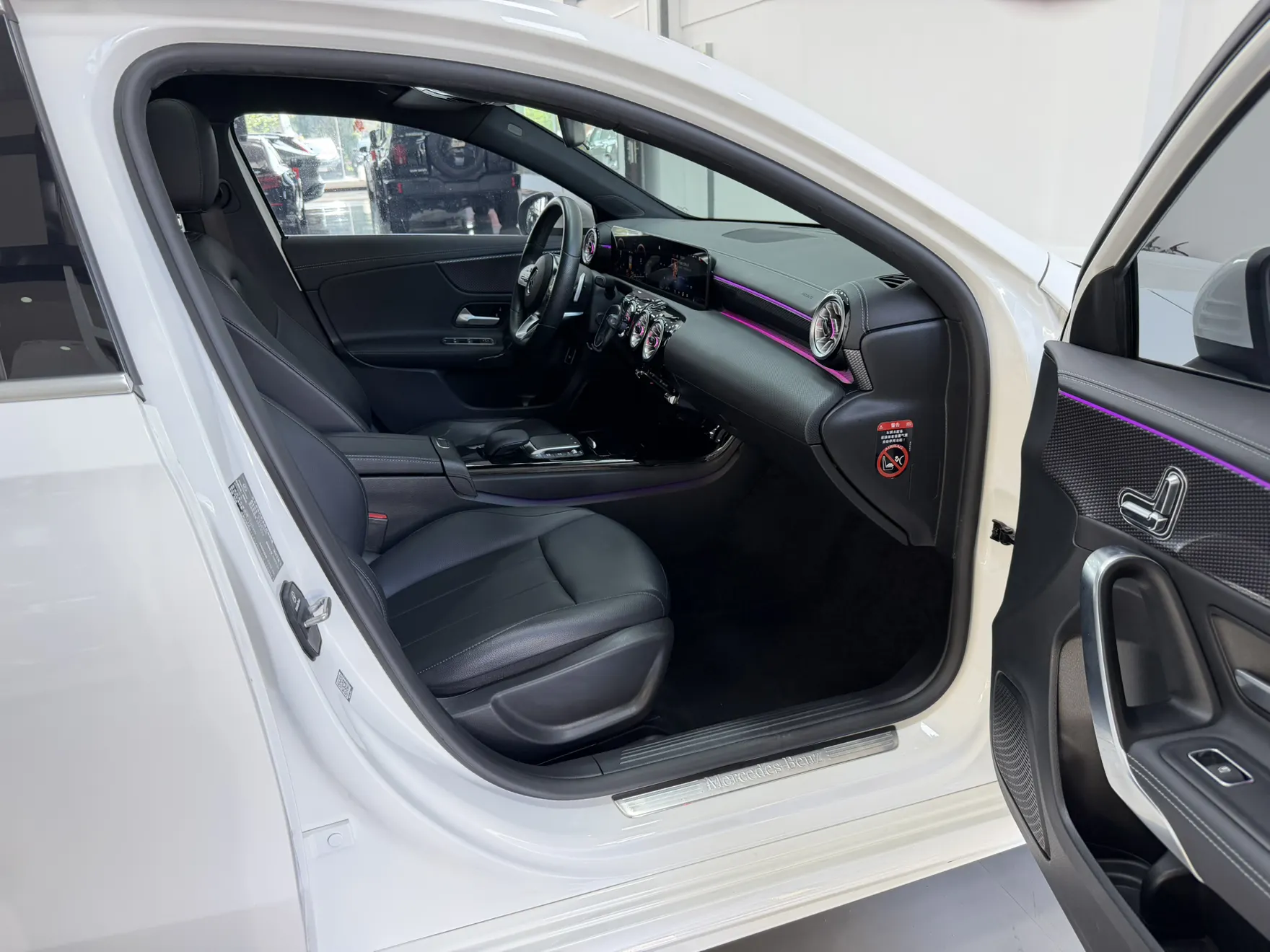 Mercedes-Benz A 200 L, 2022 14
