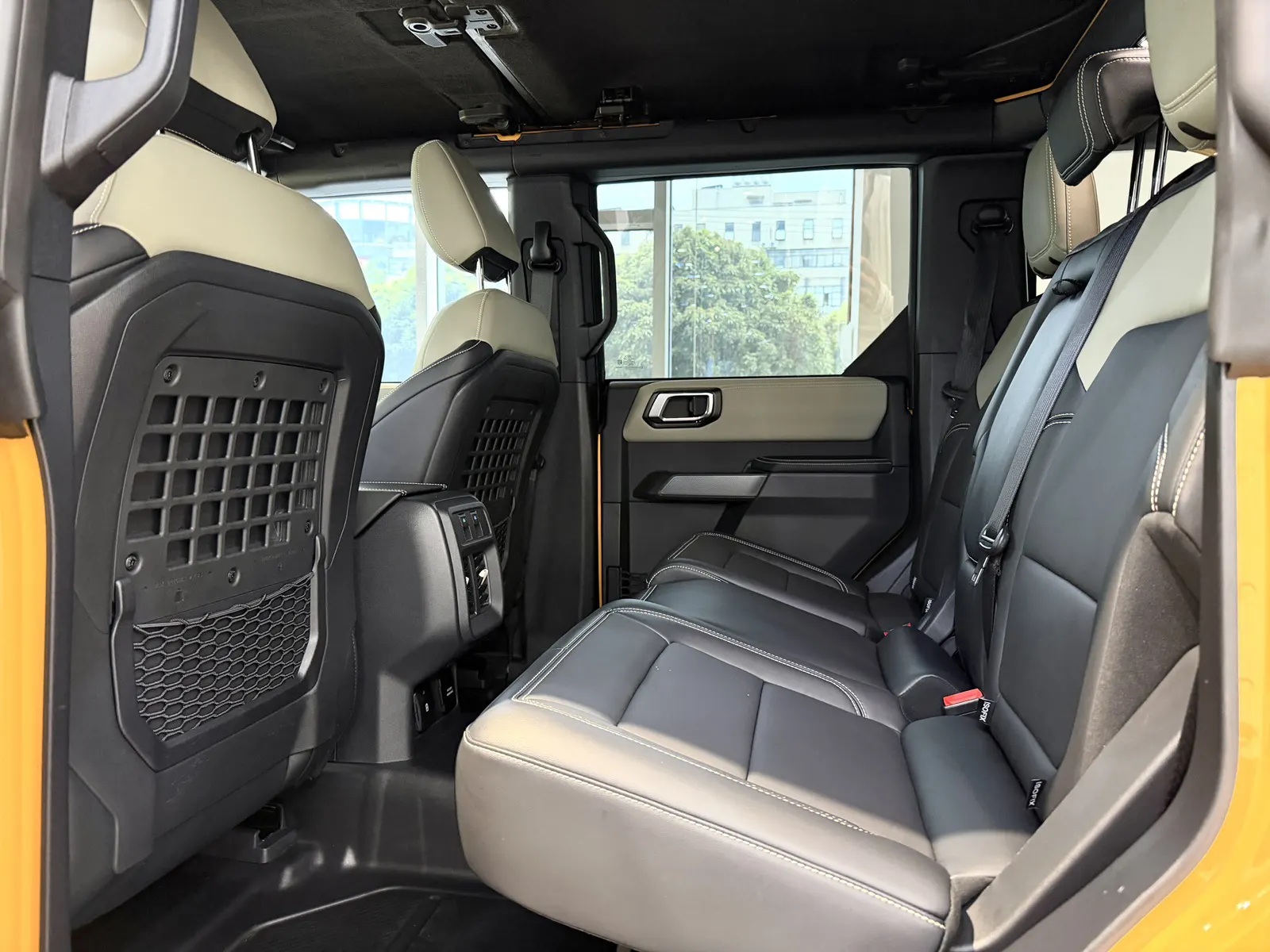 Ford Bronco, 2025 17