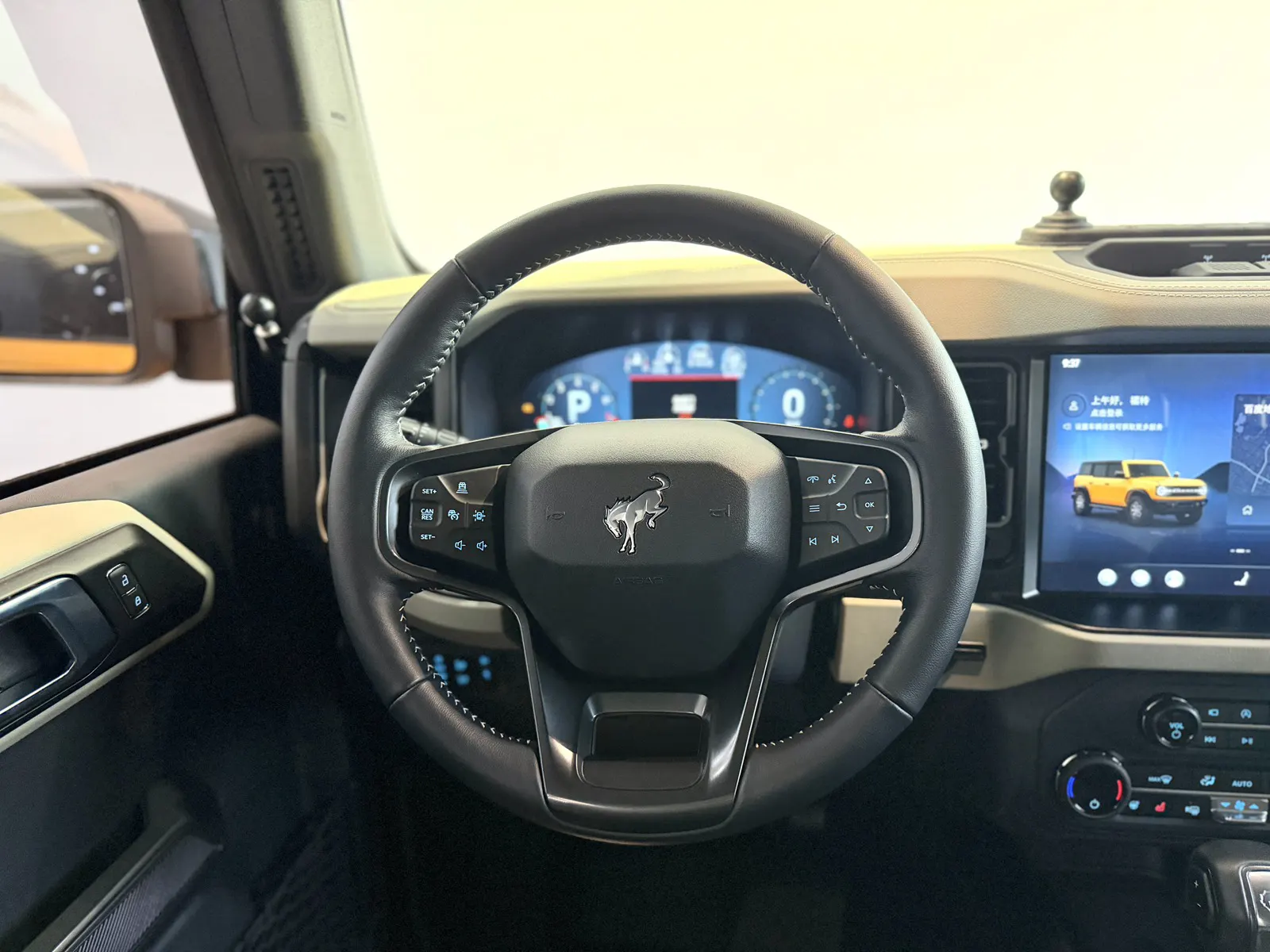 Ford Bronco, 2025 12