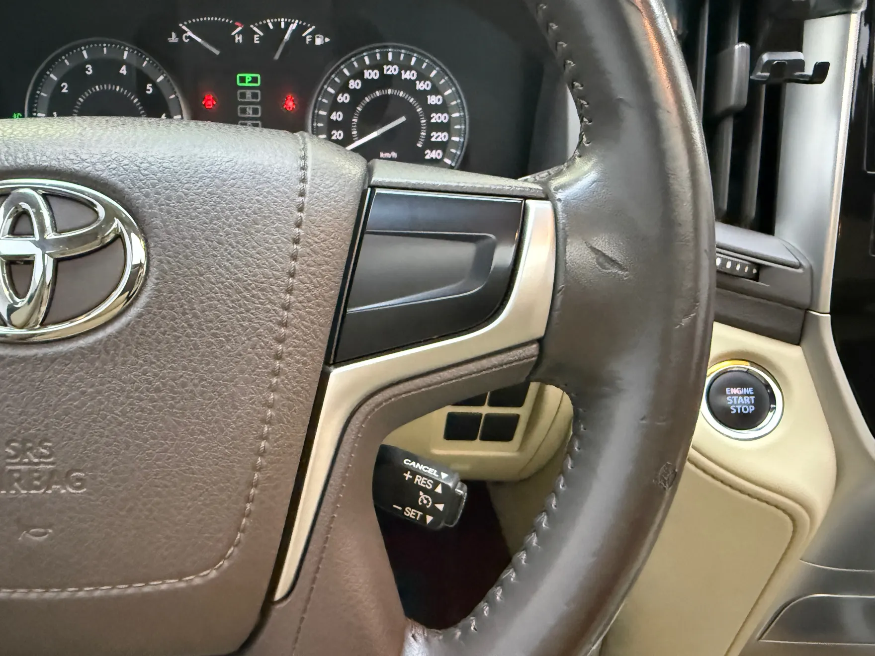 Toyota Land Cruiser, 2019 14