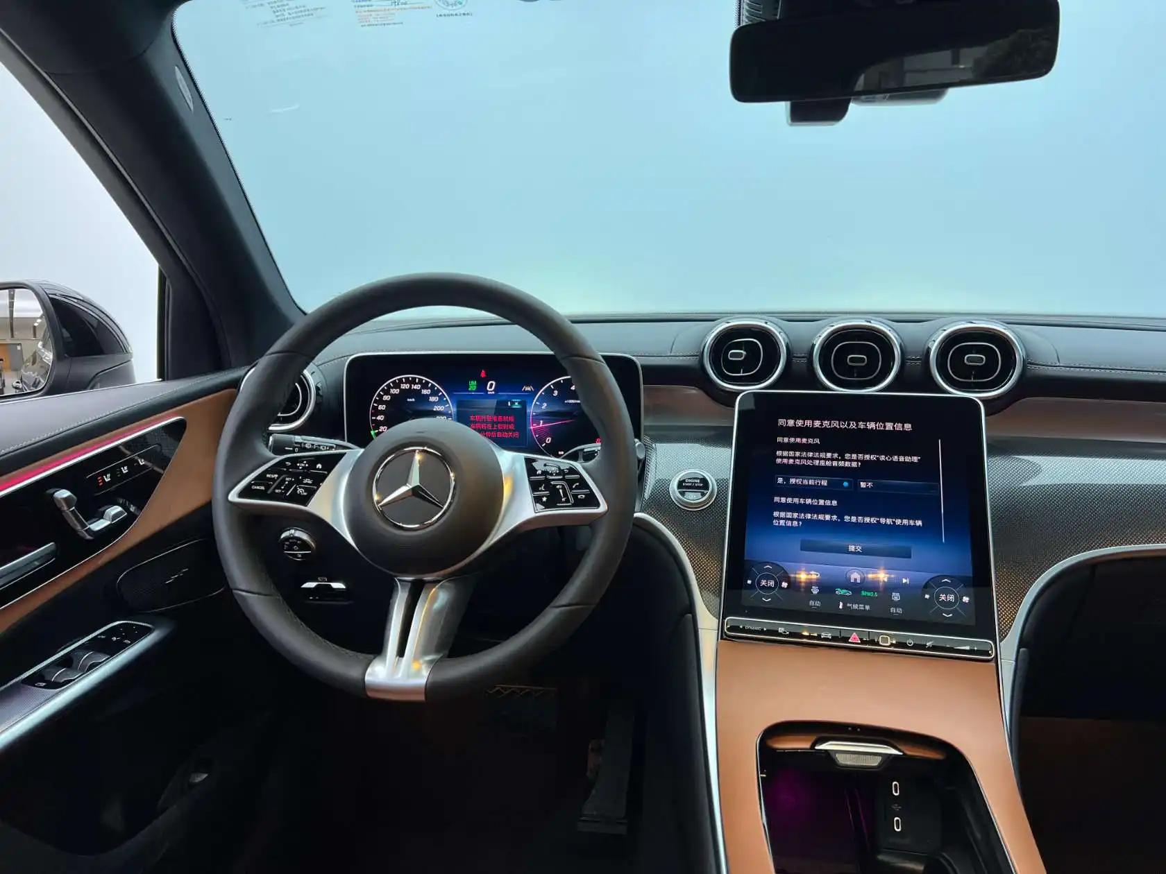 Mercedes-Benz GLC 260 L, 2025 23