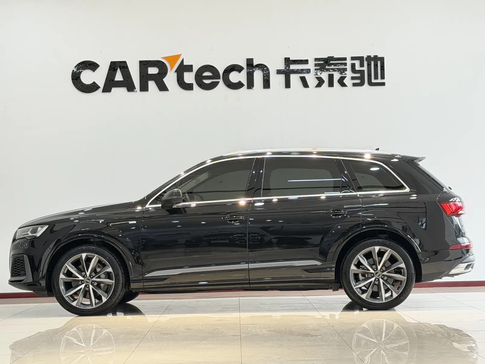 Audi Q7 55 TFSI, 2023 8