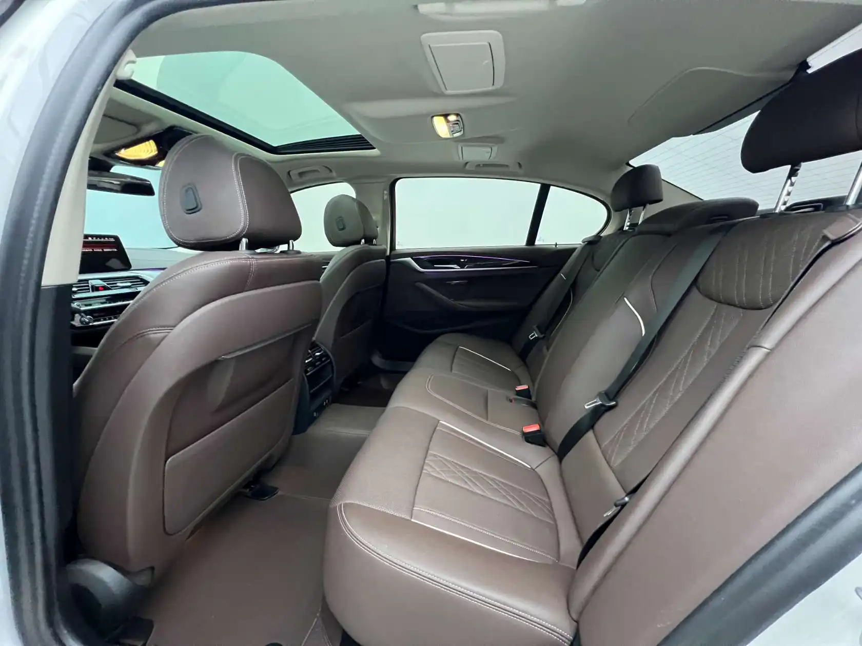 BMW 525Li, 2021 12