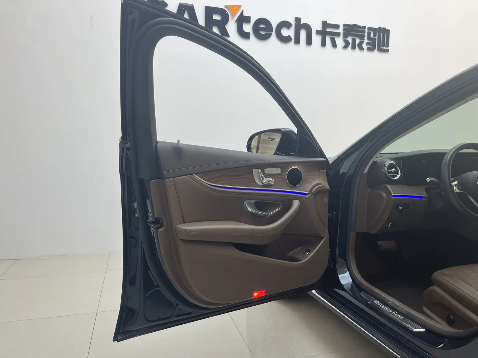 Mercedes-Benz E 300 L, 2024 11