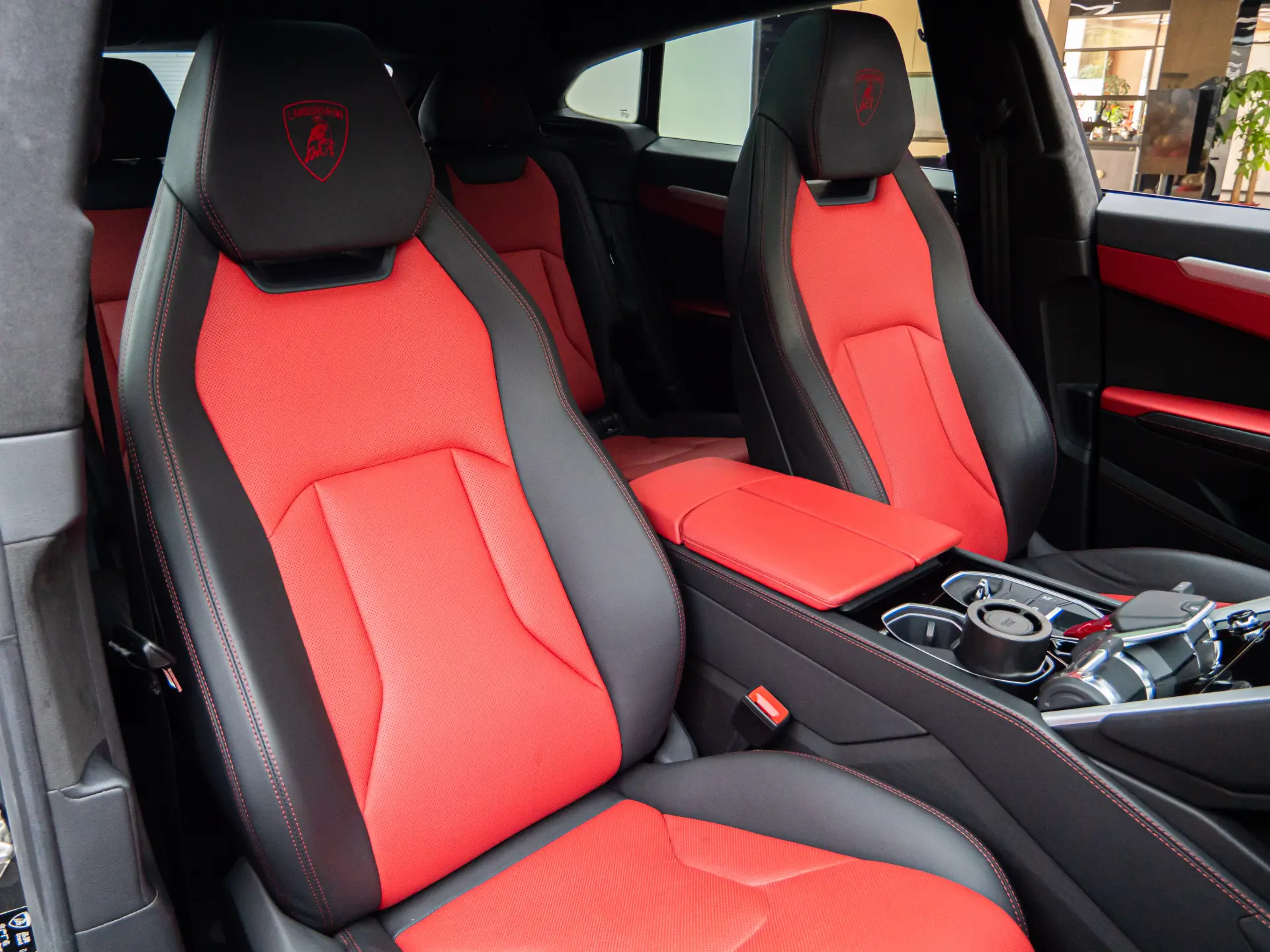 Lamborghini Urus, 2020 25