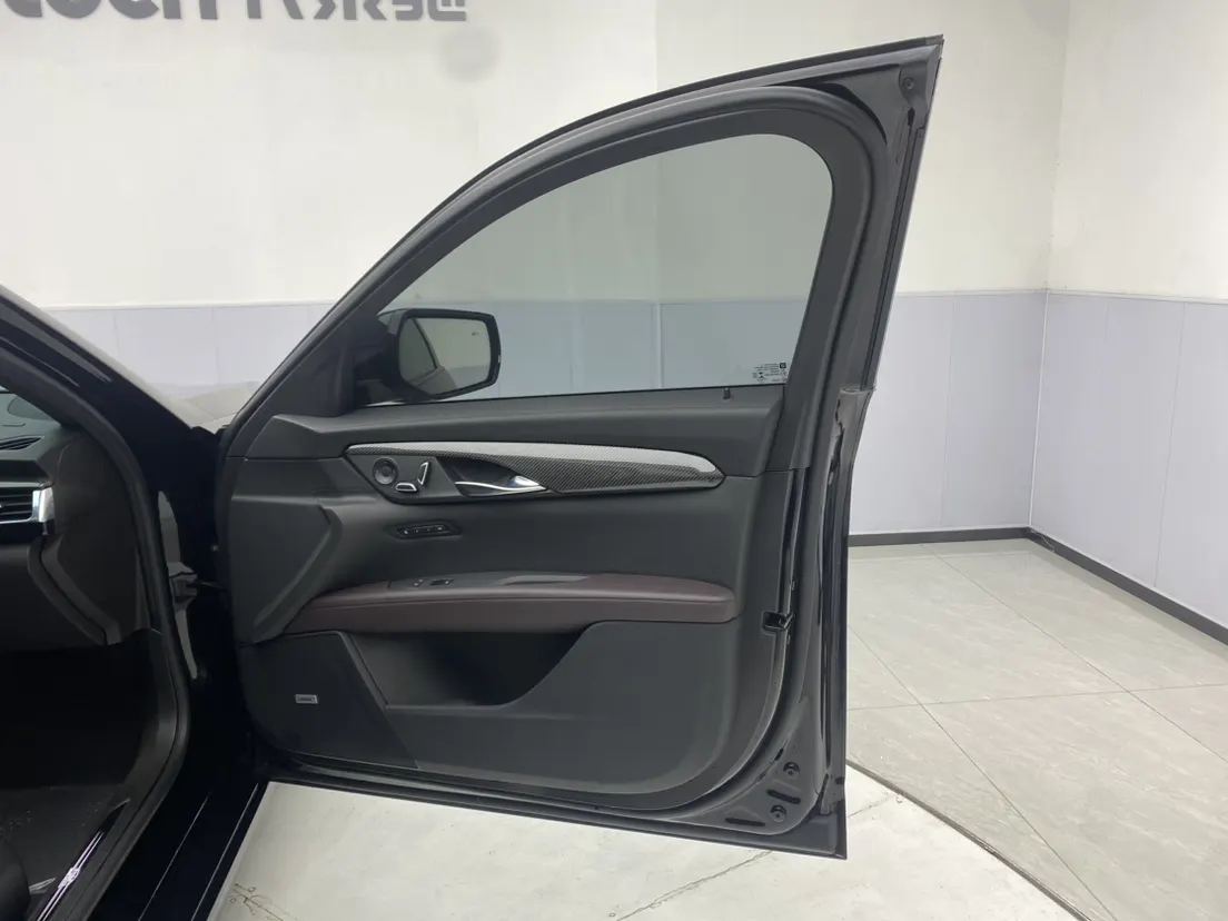 Cadillac CT6, 2023 16