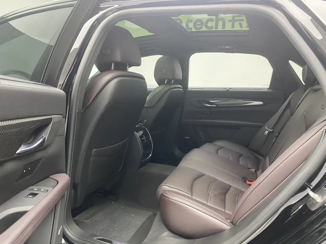 Cadillac CT6, 2023 19