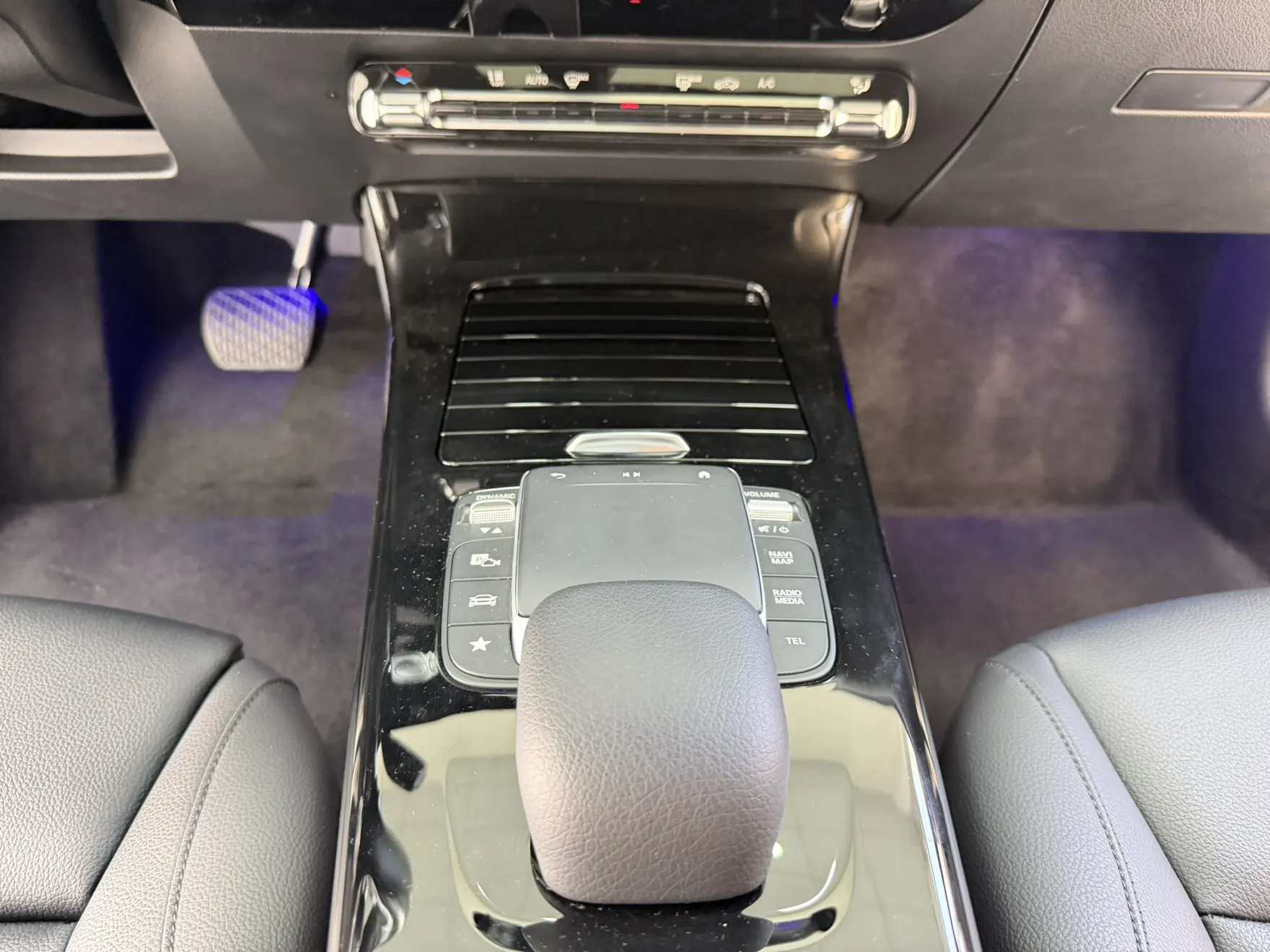 Mercedes-Benz A 200 L, 2022 17