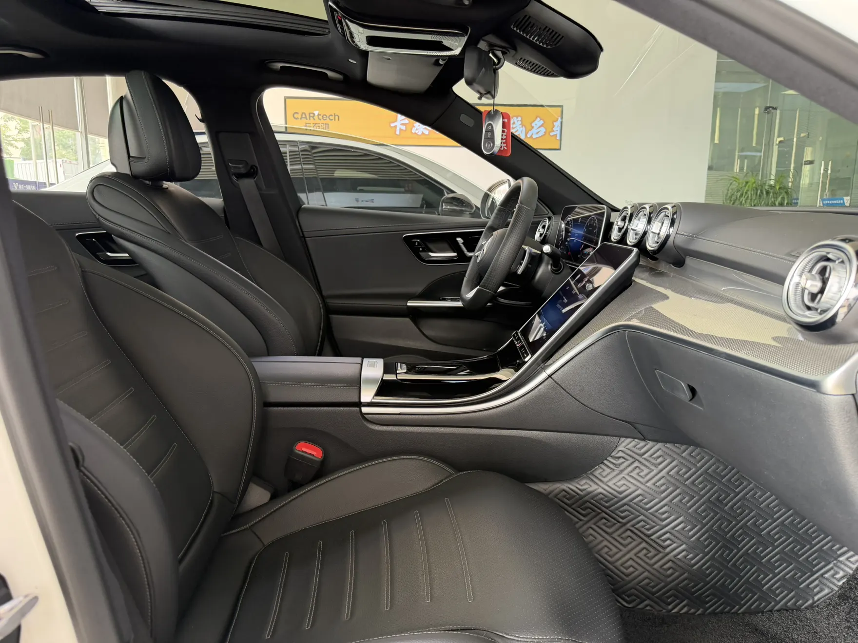 Mercedes-Benz C 260 L, 2022 13