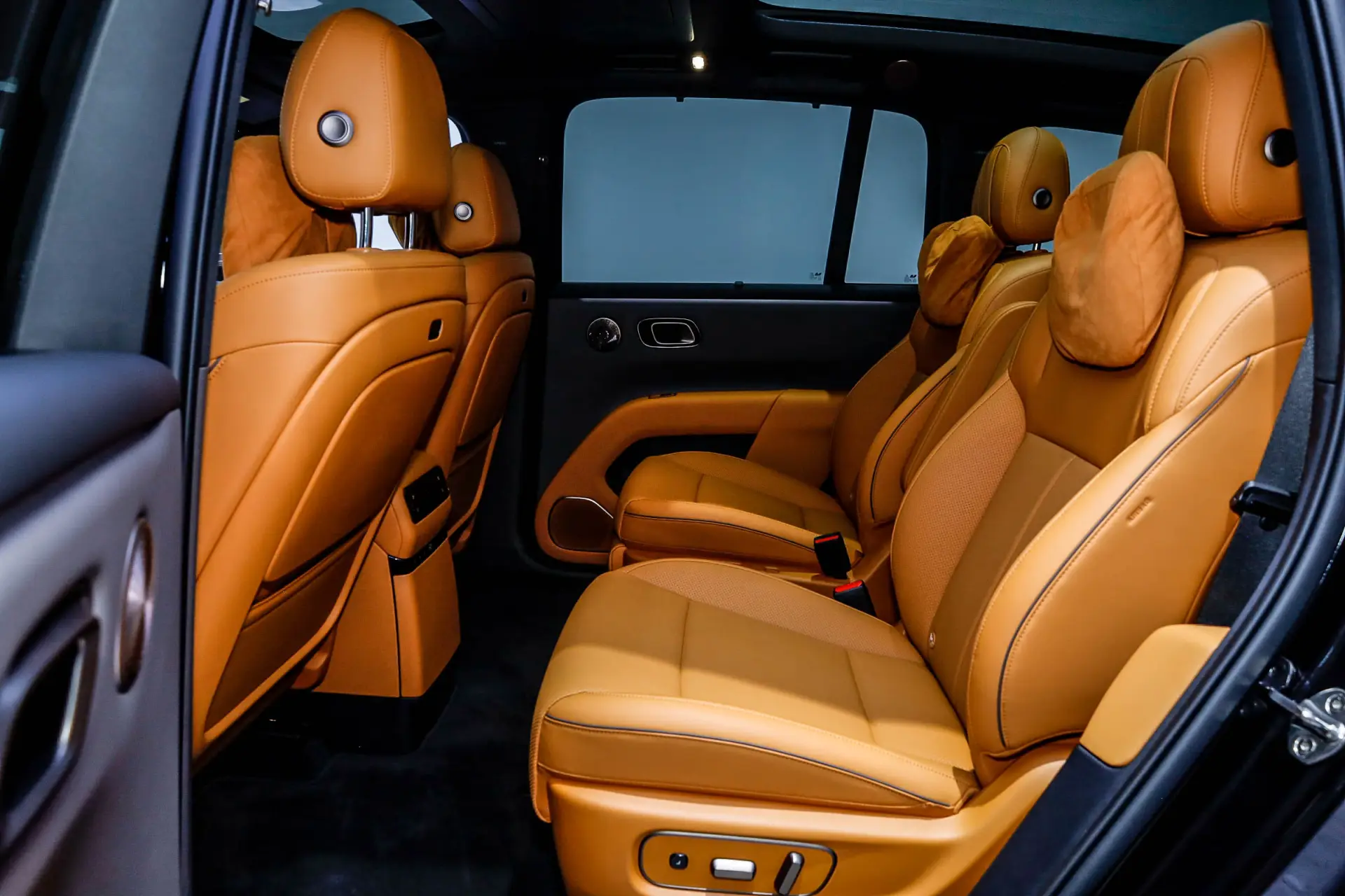 Li Auto i8, 2025 32
