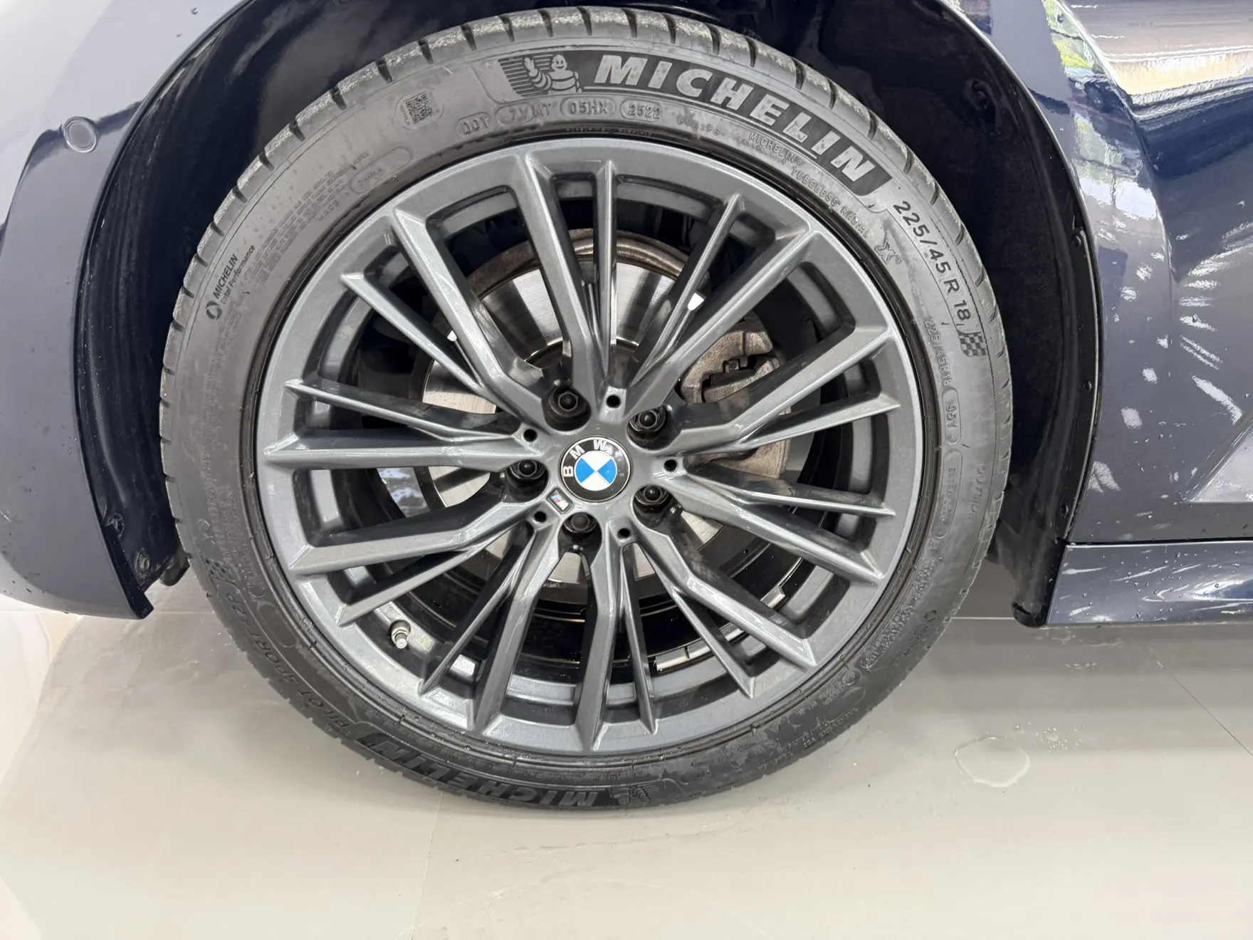 BMW 325Li, 2022 9