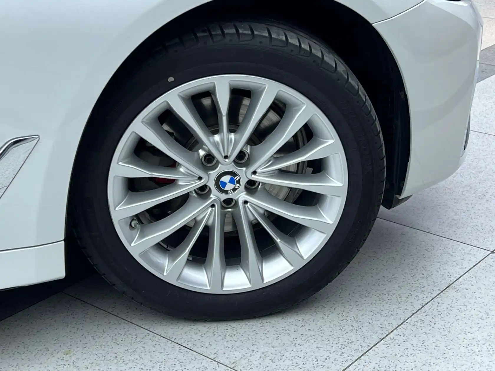 BMW 525Li, 2021 32