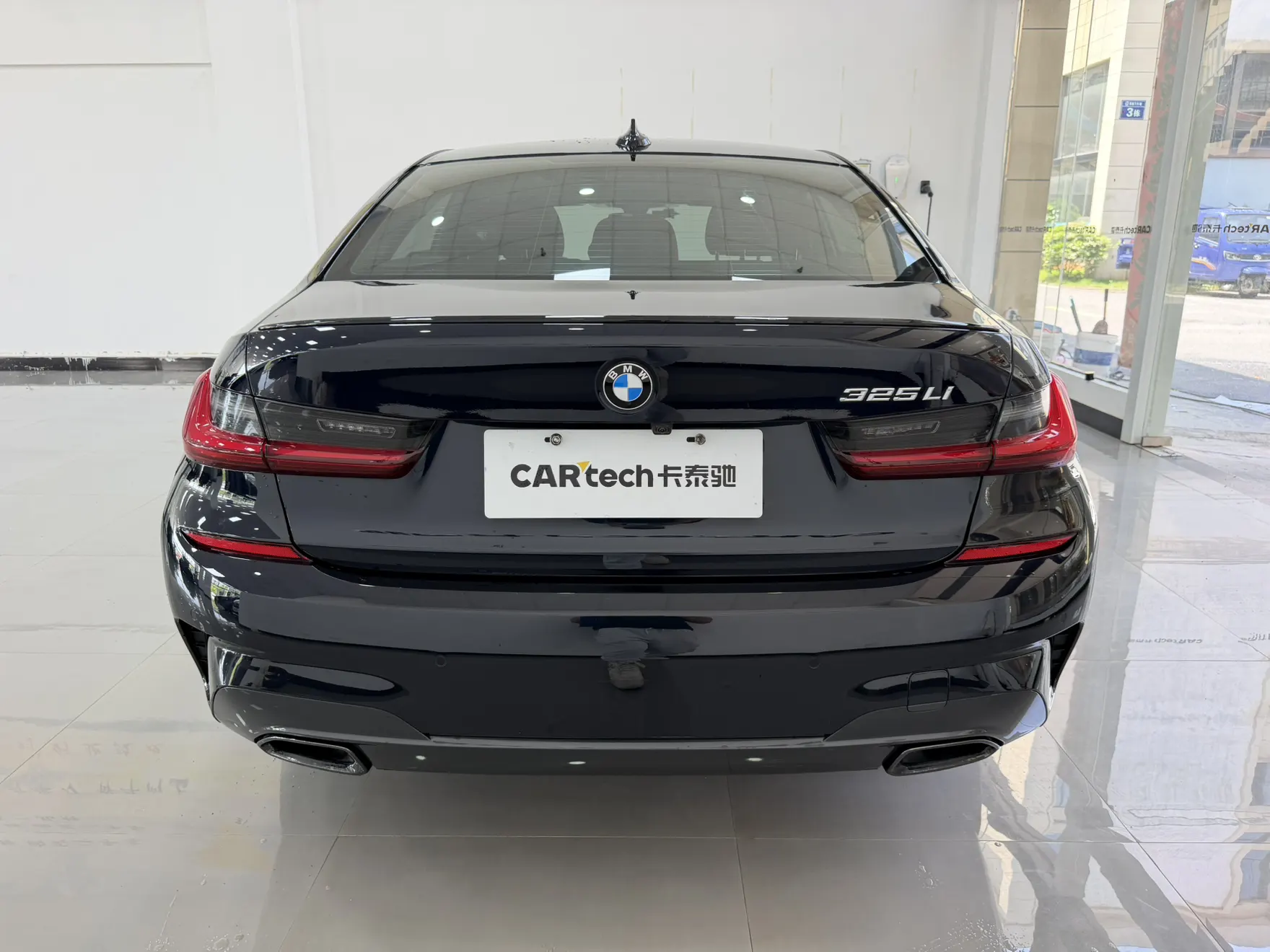 BMW 325Li, 2022 все фото