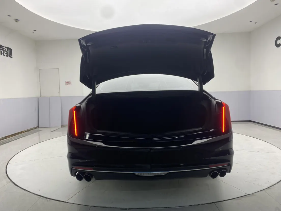 Cadillac CT6, 2023 29