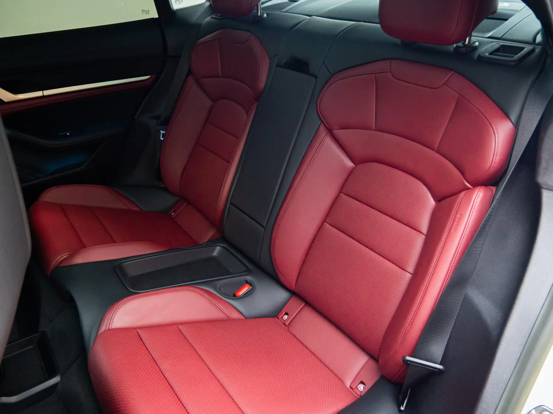 Porsche Taycan, 2024 15