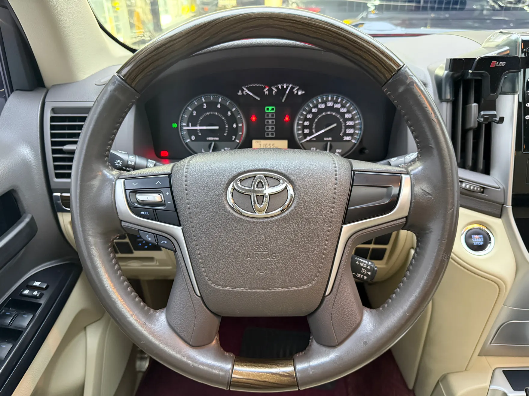 Toyota Land Cruiser, 2019 25