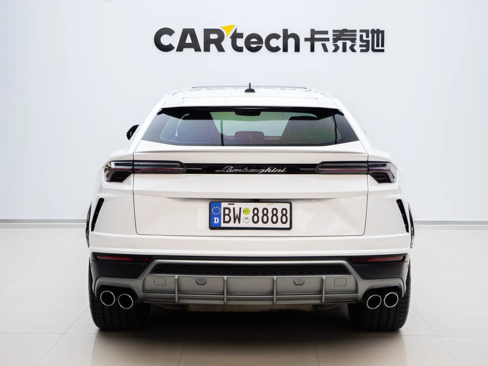 Lamborghini Urus, 2020 все фото