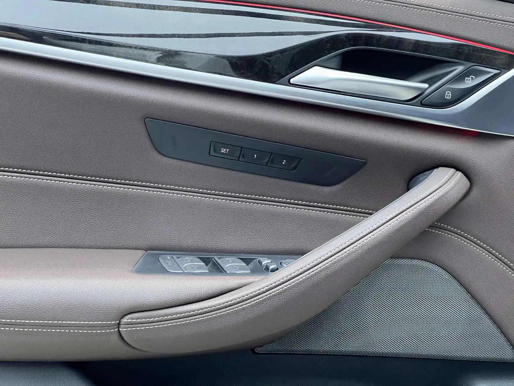 BMW 525Li, 2021 11
