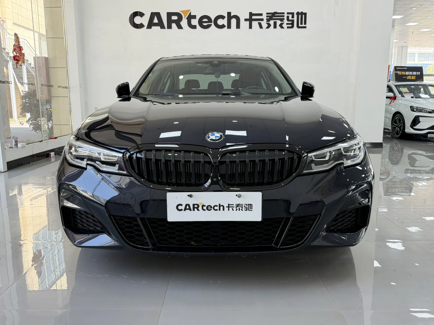 BMW 325Li, 2022 3