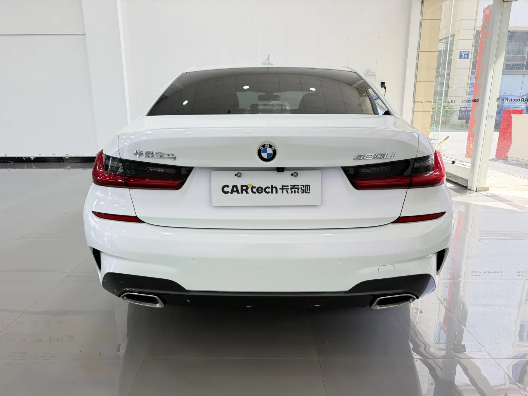 BMW 320Li, 2020 все фото