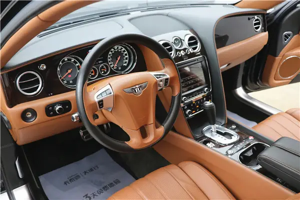 Bentley Flying Spur, 2014 11
