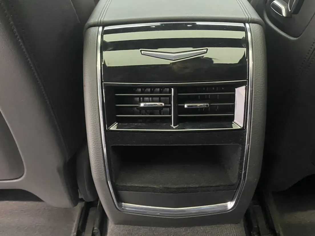 Cadillac CT6, 2023 22